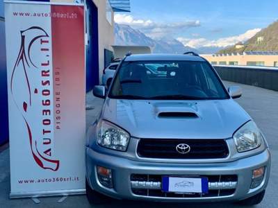 Toyota RAV4 RAV4 2.0 Tdi D-4D cat 5 porte Sol Argento usata Pisogne