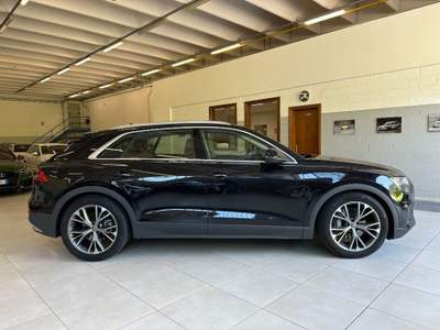 Audi Q8 55 TFSI quattro tiptronic Sport Grigio usata Rovetta