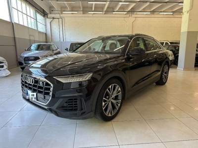 Audi Q8 55 TFSI quattro tiptronic Sport Grigio usata Rovetta