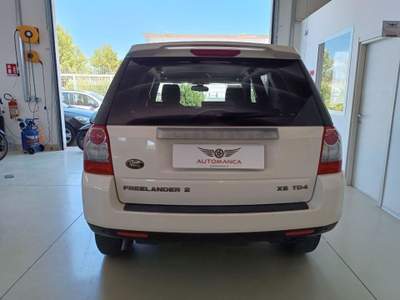 Land Rover Freelander 2.2 Td4 16V S.W. E Bianco usata Alghero