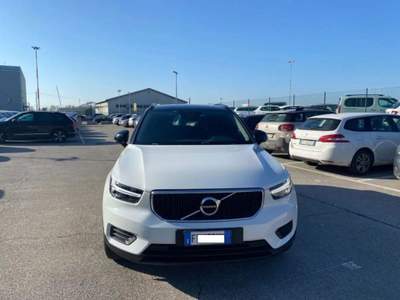 Volvo XC40 D3 AWD Geartronic Bianco usata Alghero