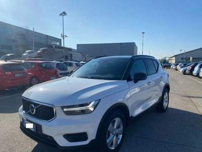 Volvo XC40 D3 AWD Geartronic Bianco usata Alghero