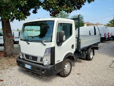 Nissan Cabstar NT400 Cabstar 35.13 3.0 TDi PC-RIBALTABILE Bianco usata Ferrara