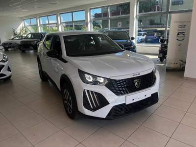 Peugeot 2008 PureTech 100 S&S Active Bianco usata Cormons