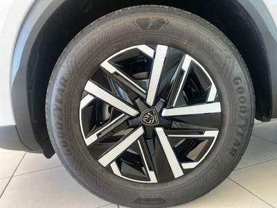 Peugeot 2008 PureTech 100 S&S Active Bianco usata Cormons