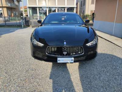 Maserati Ghibli V6 *TAGLIANDI CERTIFICATI* Nero usata Jerago con Orago