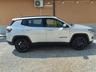 Jeep Compass 1.3 Turbo T4 2WD Night Eagle *UNICO PROPRIETARIO* Argento usata Jerago con Orago
