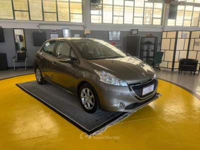 Peugeot 208 Peugeot 208 1.4 hdi 8v Access 5p Beige usata Pontirolo Nuovo