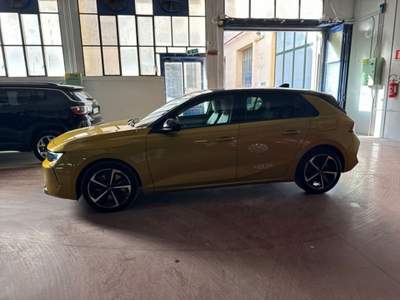 Opel Astra 1.6 180cv Hybrid Elegance AT8 Giallo usata Palermo