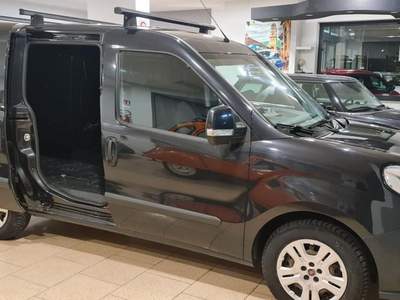 Fiat Doblò Doblò 1.6 MJT 105CV 3posti Nero usata Campobasso