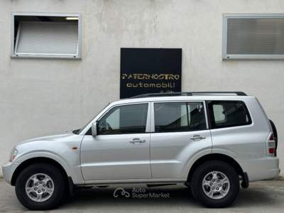 Mitsubishi Pajero 3.2 tdi 16v di-d GLX 5p Argento usata Senise