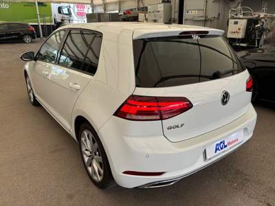 Volkswagen Golf 1.6 TDI 115 CV DSG 5p. Highline BlueMotion Technol Bianco usata San Giovanni Lupatoto