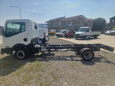 Nissan Cabstar 35.12 2.5 TELAIO Bianco usata Mozzo