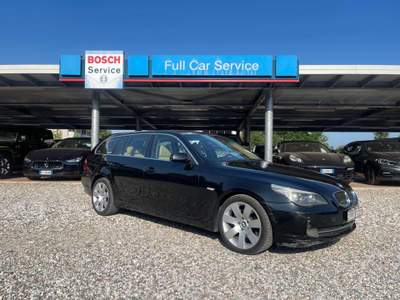 BMW Serie 5 530xd xd cat Touring Futura Nero usata VALEGGIO SUL MINCIO