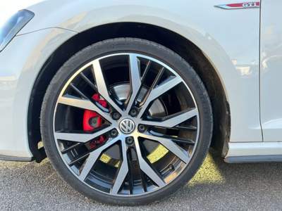 Volkswagen Golf 2.0 TSI 220cv 3p. BMT MANUALE Bianco usata Castelfranco Veneto