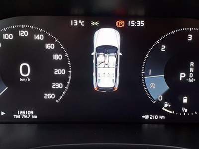 Volvo XC60 B4 MILD HYBRID MOMENTUM AWD MY 2020 Blu/Azzurro usata Ostuni