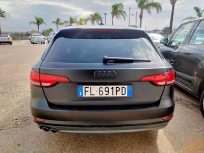 Audi A4 Avant 2.0 TDI 150 CV Design Grigio usata Petrosino