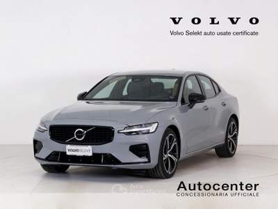Volvo S60 B4 (b) automatico Plus Dark Grigio usata Bassano del Grappa