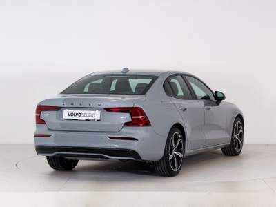 Volvo S60 B4 (b) automatico Plus Dark Grigio usata Bassano del Grappa