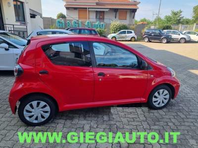 Toyota Aygo 1.0 12V VVT-i 5 porte SOL Rosso usata Solbiate Olona