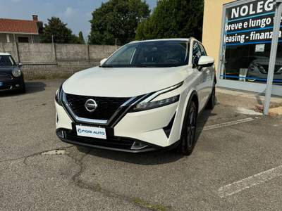 Nissan Qashqai MHEV 140 CV Business Bianco usata ALBAIRATE