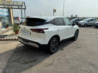 Nissan Qashqai MHEV 140 CV Business Bianco usata ALBAIRATE