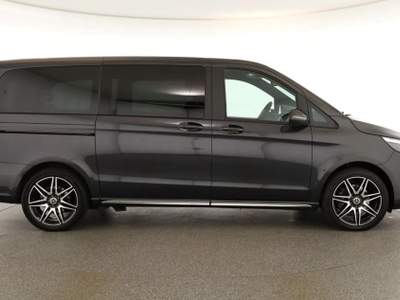 Mercedes-Benz Classe V d Automatic 4Matic Premium AMG Long Tetto/Navi/360 Nero usata Castelletto Sopra Ticino