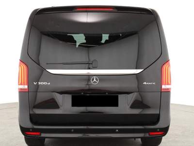 Mercedes-Benz Classe V d Automatic 4Matic Premium AMG Tetto/Navi/360 Nero usata Castelletto Sopra Ticino