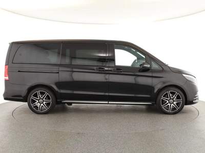 Mercedes-Benz Classe V d Automatic 4Matic Premium AMG Tetto/Navi/360 Nero usata Castelletto Sopra Ticino