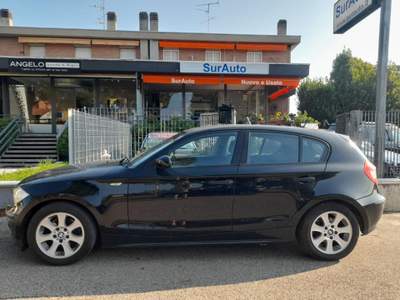 BMW Serie 1 118d d 5 porte Attiva Nero usata Castel San Pietro Terme
