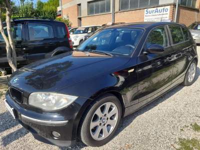 BMW Serie 1 118d d 5 porte Attiva Nero usata Castel San Pietro Terme