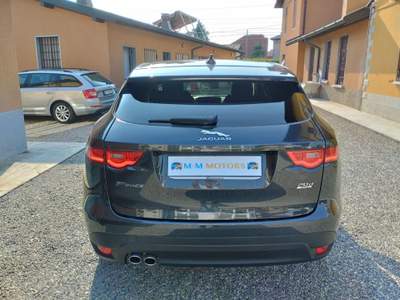 Jaguar F-Pace 2.0 D 180 CV AWD aut. R-Sport Nero usata Jerago con Orago