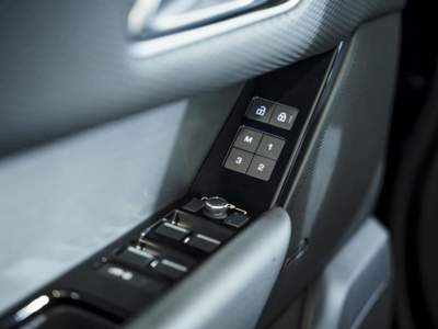 Land Rover Range Rover Velar 2.0D I4 204 CV R-Dynamic S Nero usata Padova