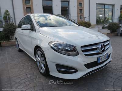 Mercedes-Benz Classe B B 200 CDI Automatic Sport Bianco usata Anagni