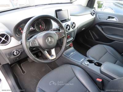 Mercedes-Benz Classe B B 200 CDI Automatic Sport Bianco usata Anagni