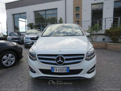 Mercedes-Benz Classe B B 200 CDI Automatic Sport Bianco usata Anagni