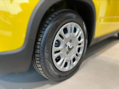 Fiat Panda 1.0 hybrid 70cv Giallo usata Rovigo