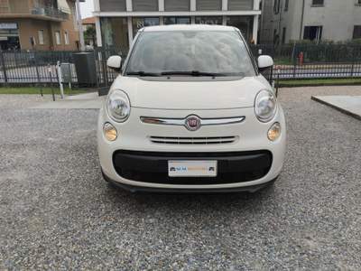 Fiat 500L Living 1.6 Multijet 105 CV Lounge Bianco usata Fino Mornasco