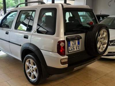 Land Rover Freelander 2.0 Td4 16V cat S.W. HSE Grigio usata Campobasso