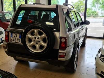 Land Rover Freelander 2.0 Td4 16V cat S.W. HSE Grigio usata Campobasso