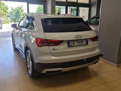 Audi Q3 35 TDI S tronic Business Advanced Bianco usata Campobasso
