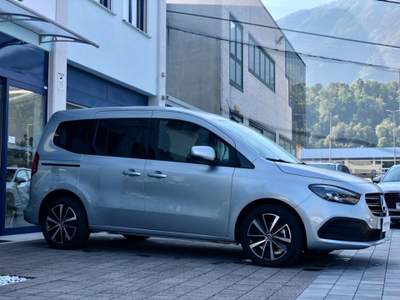 Mercedes-Benz Classe T d PREMIUM *RETROCAMERA*INTERNI IN PELLE* Argento usata Feltre