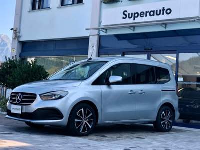 Mercedes-Benz Classe T d PREMIUM *RETROCAMERA*INTERNI IN PELLE* Argento usata Feltre