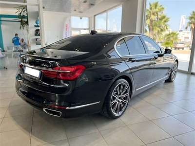 BMW Serie 7 740d 740 d xDrive Nero usata Polignano a Mare