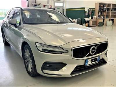 Volvo V60 D4 Momentum - IVA ESPOSTA! Grigio usata abbiategrasso