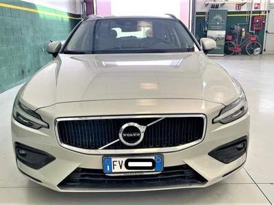 Volvo V60 D4 Momentum - IVA ESPOSTA! Grigio usata abbiategrasso