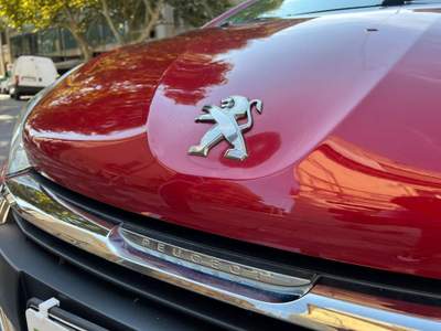 Peugeot 208 PureTech 82 5 porte Active Rosso usata Messina