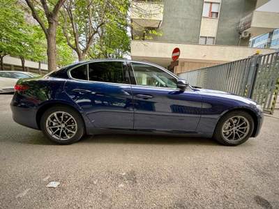 Alfa Romeo Giulia 2.2 Turbodiesel 136 CV AT8 Business Blu/Azzurro usata Lecce