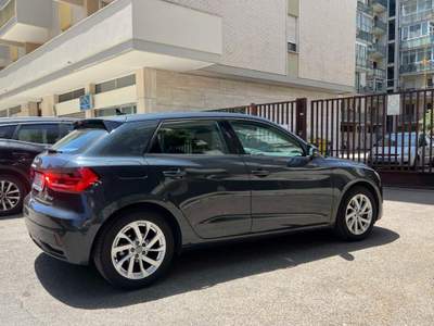 Audi A1 SPB 1.0 TFSI ultra S tronic Sport Nero usata Lecce
