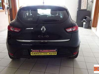 Renault Clio  Nero usata Brindisi